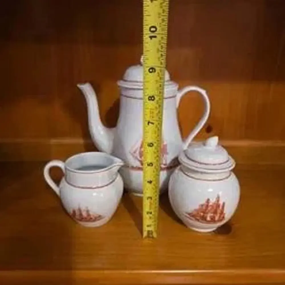 Wedgewood Flying Cloud Teapot Set - Georgetown Collection - England